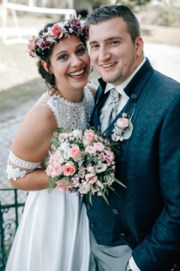 Brautstrauß Lachen Blumen Paar Hochzeit